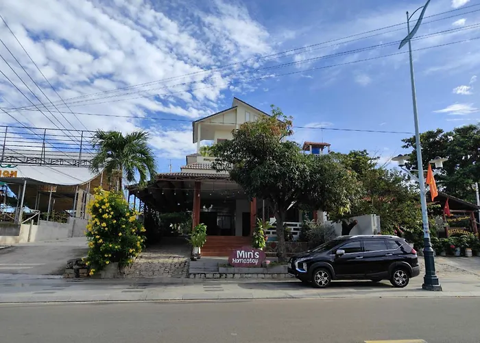 Min's Homestay Mui Ne Проживание в семье
